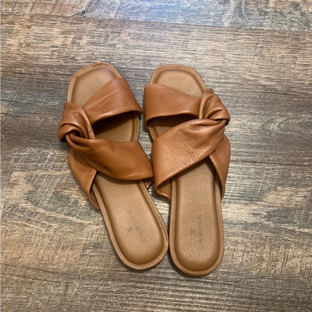 Caslon Brown Leather Sandals with Bow Detail